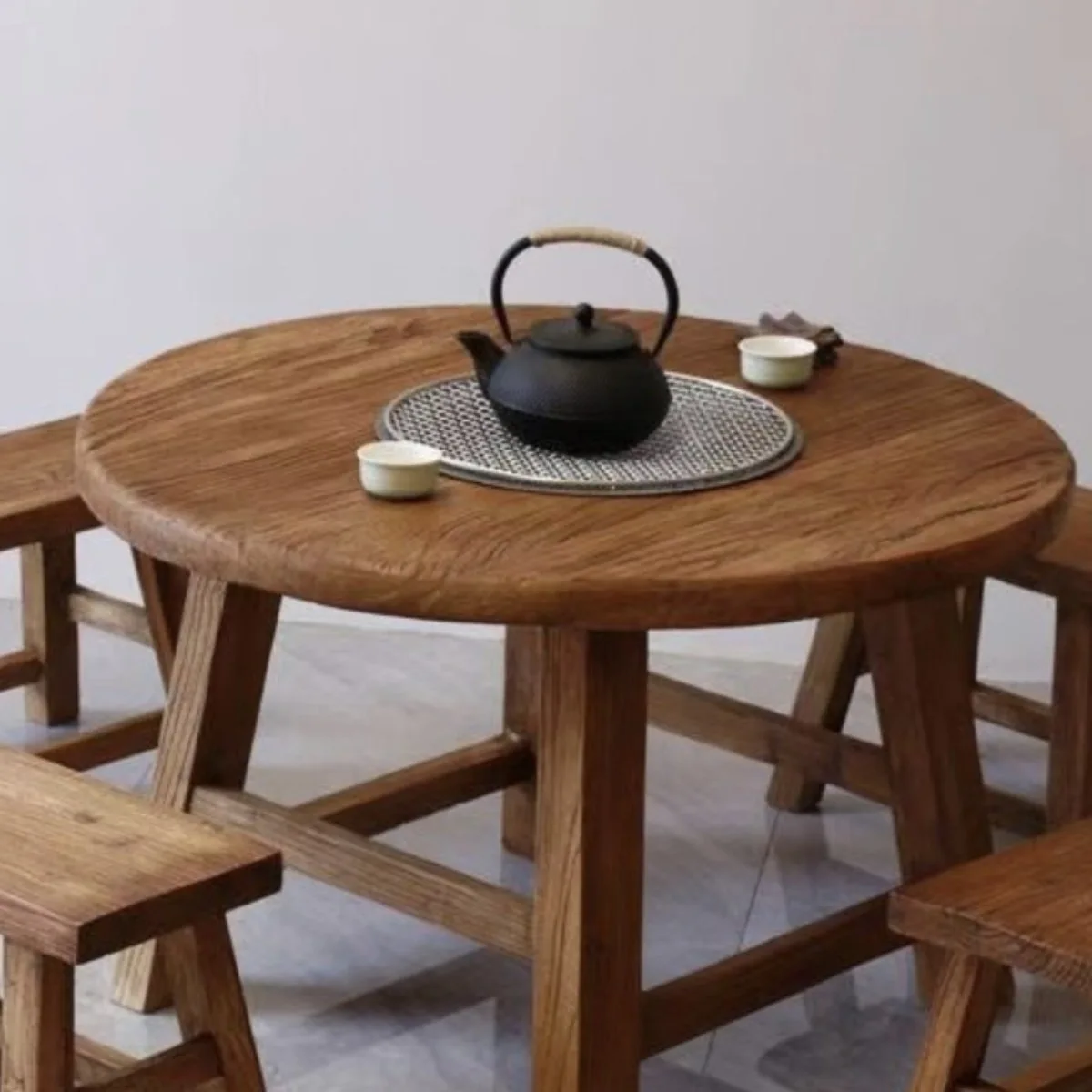 Old elm table, log small round table, household charcoal table, indoor new Chinese hot pot