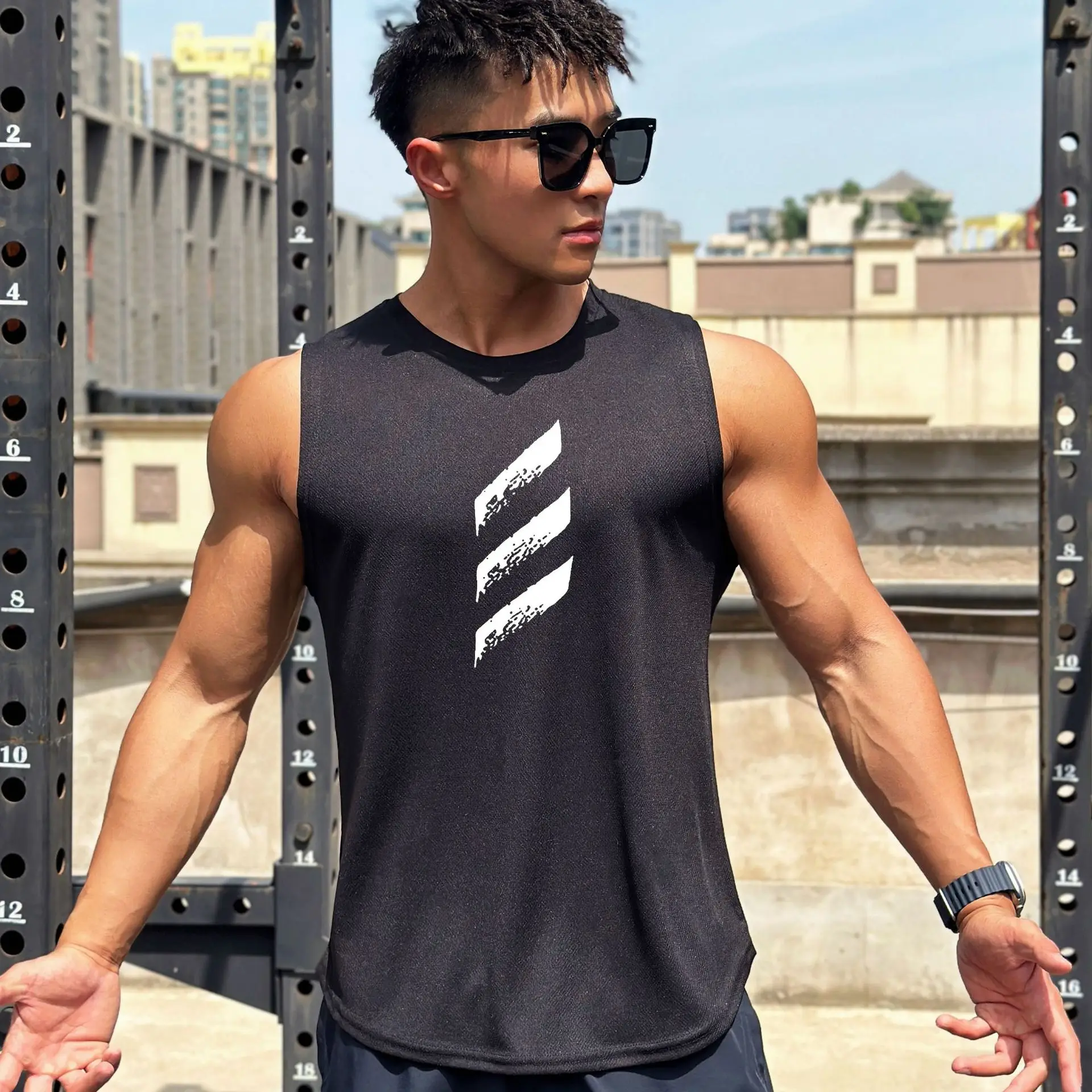 

Summer O-neck Men Muscle Tank Top Breathable and comfortable Gym Fitness Sweatshirt Sports Mesh Basketball Sleeveless T-shirt