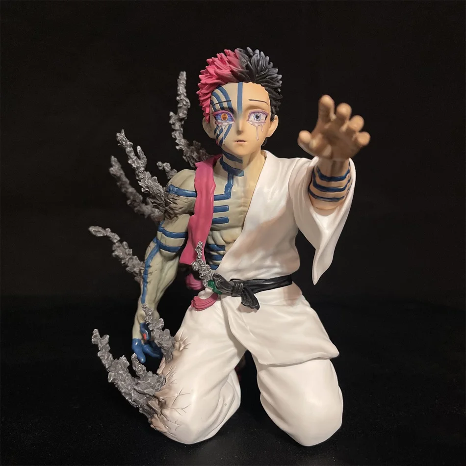 Objet de collection : Figurine Akaza en pose agenouillée des Douze Kizuki de la Troisième Lune Supérieure |   Confession finale Ver. |   Ordinateur de bureau