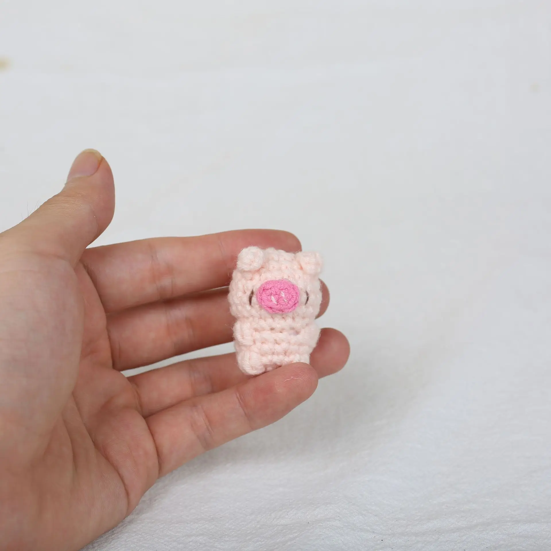 Simpatico cartone animato a mano all'uncinetto filato gelato tridimensionale animale cono ciondolo fai da te all'uncinetto finito peluche portachiavi borsa decoratio