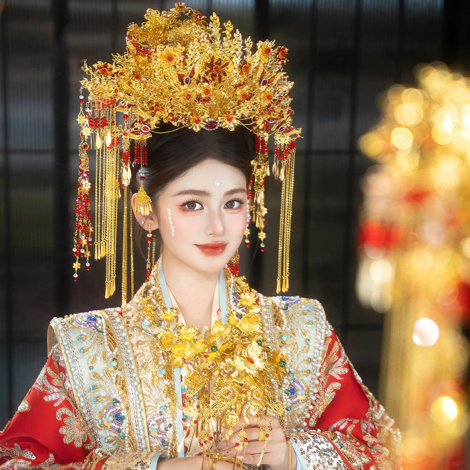 

Роскошный красный головной убор Xiuhe Hanfu с золотой короной Феникса и драконом, свадебный головной убор невесты в стиле ретро, китайский винтажный головной убор