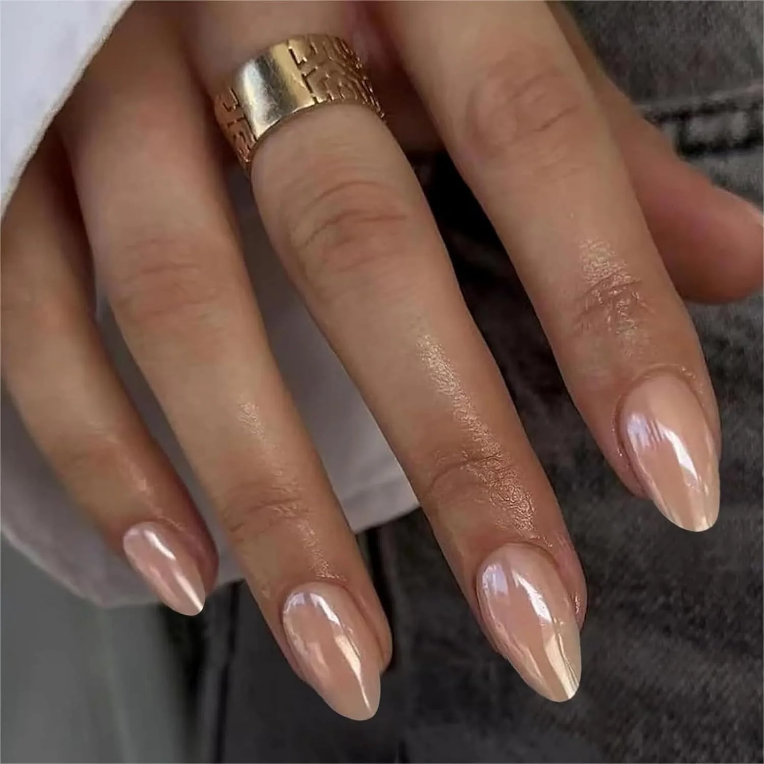 

Short Almond Press on Nails with Chrome Glossy Design 30Pcs Reusable Acrylic False Nails for Women