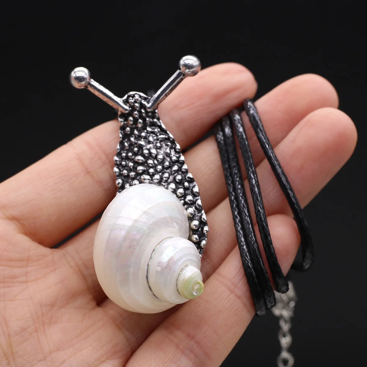 Natural Shell Animals Necklace Snail Shape Natural Abalone Shell Pendant Necklace for Women Men Jewelry Trendy Gift 55x30mm - Image 5