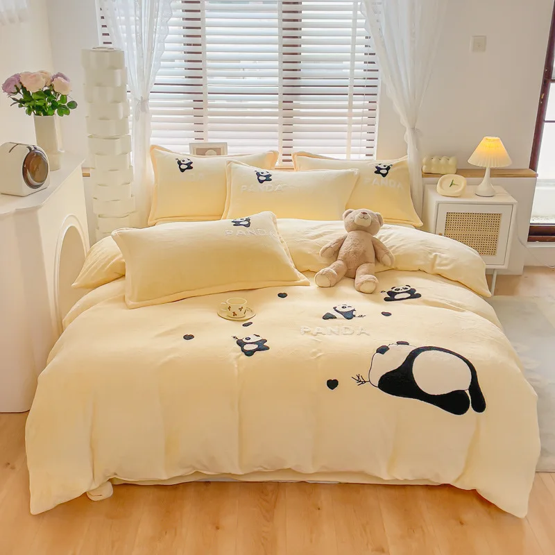 Winter Plush Duvet Cover Set with Sheet Pillowcase 4pcs Bed Linens Set Home Textiles Cute Panda Luxury Queen Size Bedding Set