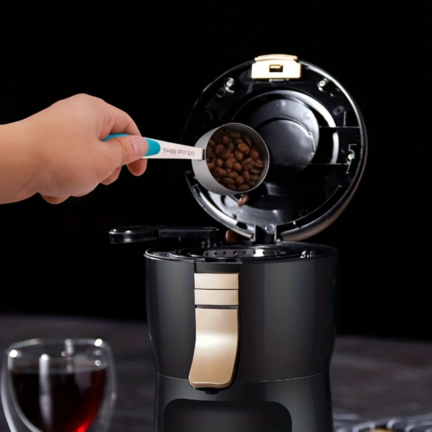 مجموعة أكواب وملاعق قياس 10 قطع - ستانلس ستيل مع مقابض سيليكون، مجموعة ملعقة قياس متدرجة ومجموعة أكواب أساسية