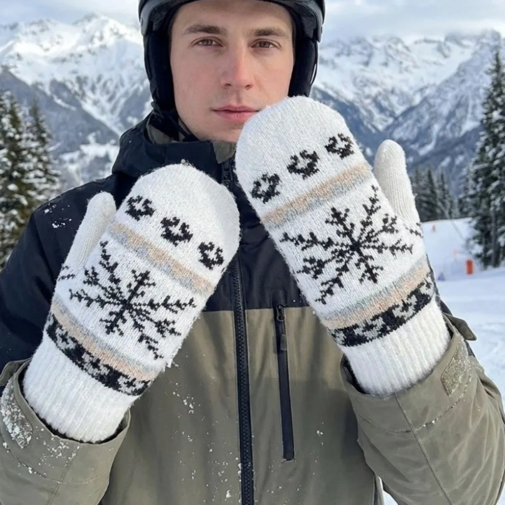 Double Layer Snowflake Jacquard Knitted Gloves Thickened Cold Resistant Winter Mittens Fleece Acrylic Fiber Warm Gloves Women