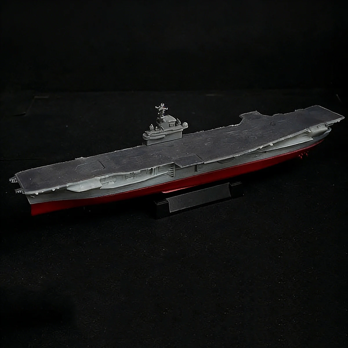 

1/1250 Essex-class Aircraft Carrier Assembly Model 21.7cm Resin 3D Printed Ships Static Model Ship Toy Ornament Warship Model