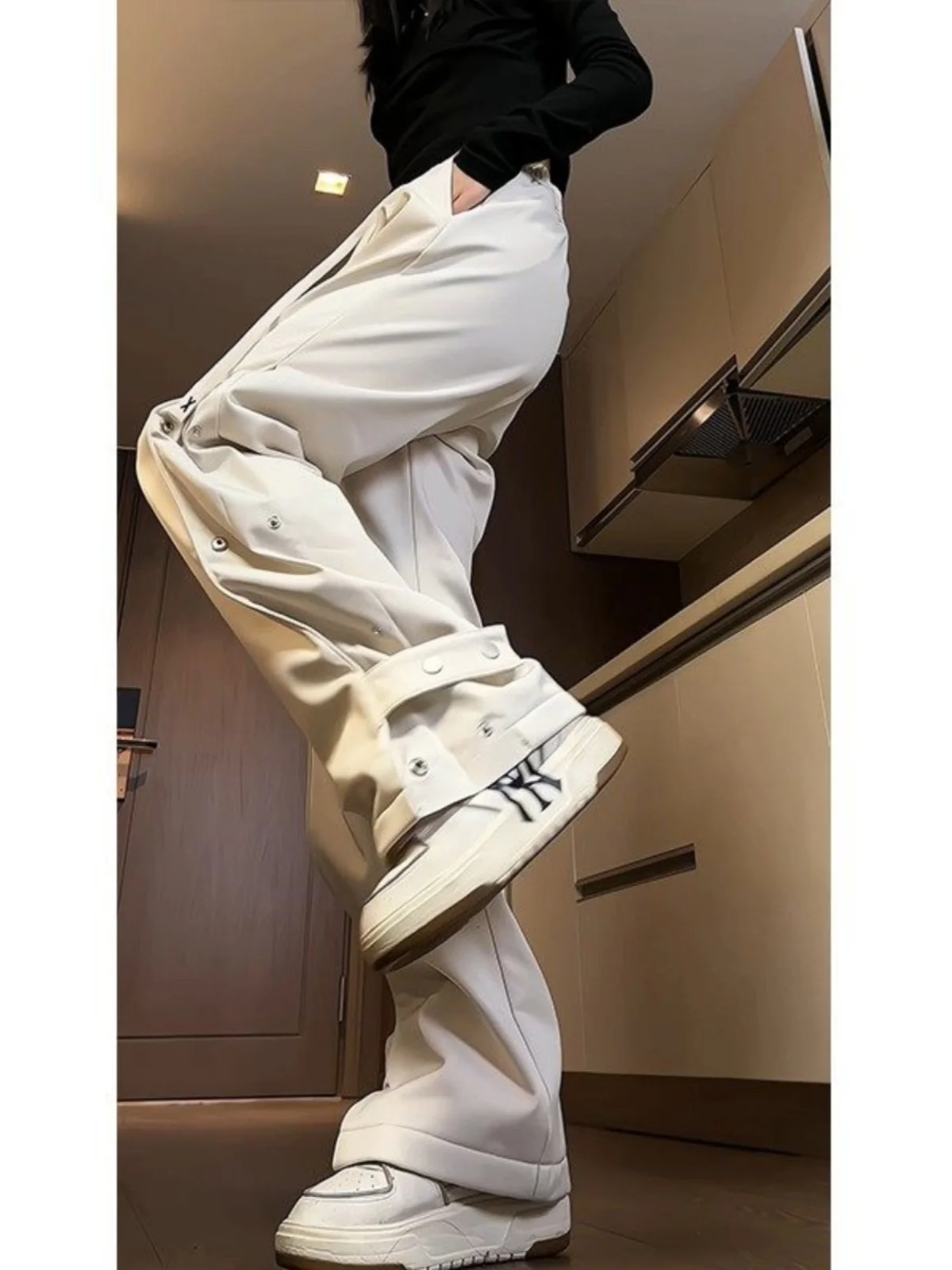 

Rainproof Fleece Lined Cargo Pants Men's Autumn Winter Youth Straight Leg Workwear Trousers American High Street Button Detail