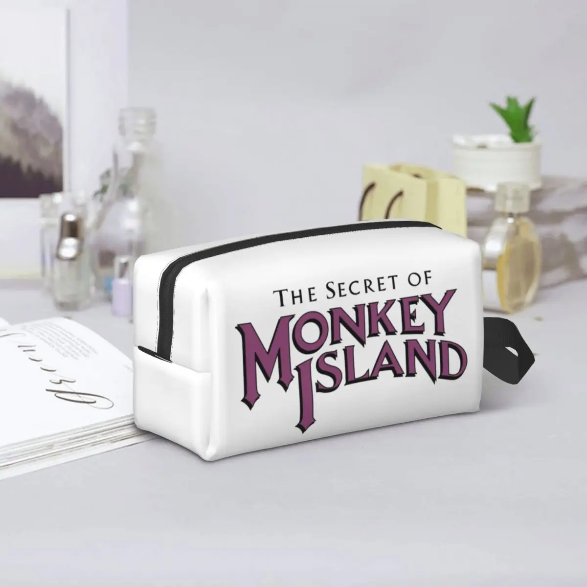 

Косметичка-органайзер Secret Of Monkey Island, дорожный несессер для женщин, косметичка для путешествий, пенал для косметики и туалетных принадлежностей