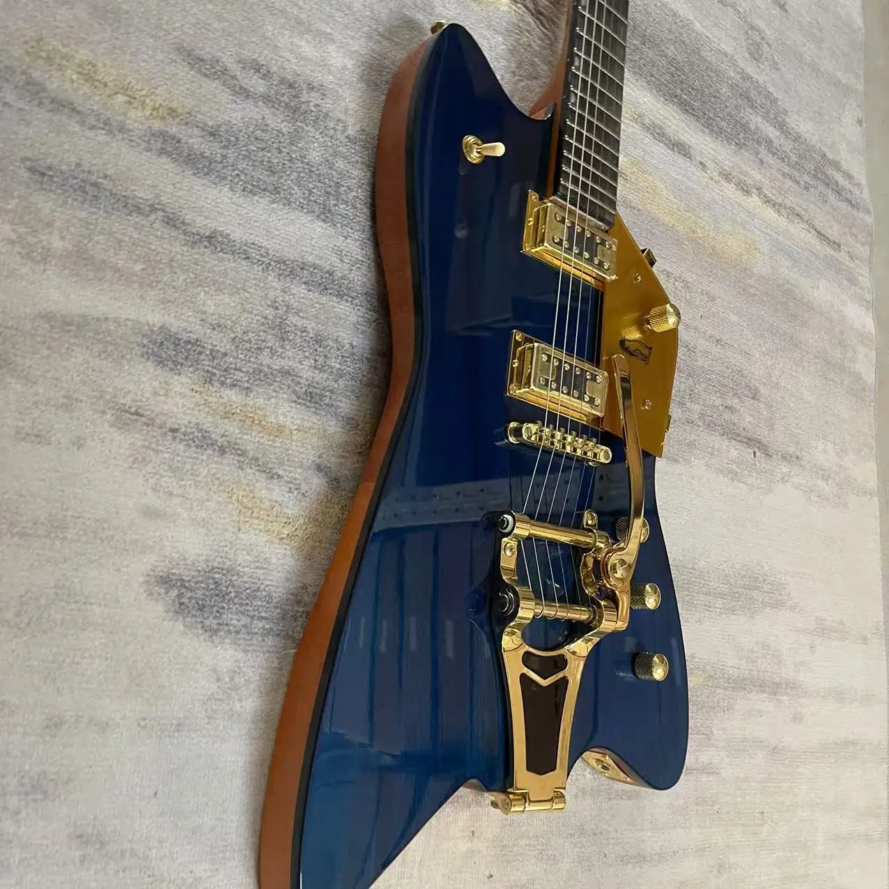 Electric Guitar 6-Chord Alien Style Electric Guitar, Deep Blue Body with Peach Blossom Wood, Factory Realistic Photo, In Stock,