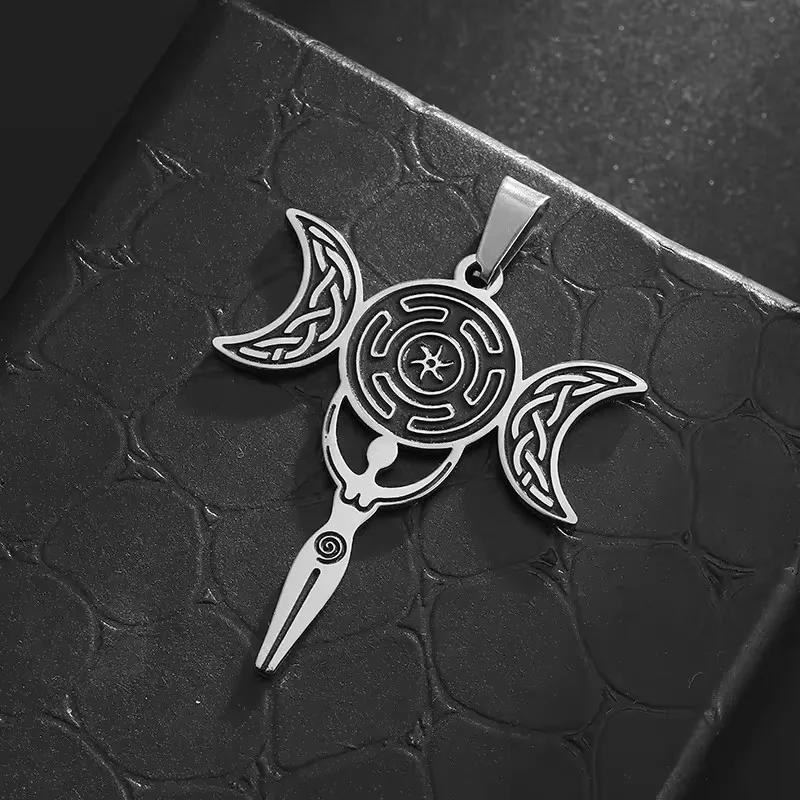 Stainless Steel Moon God Hecate Triple Moon Pendant Necklace for Men Women Greek Mythology Witchcraft Spiritpower Amulet Jewelry