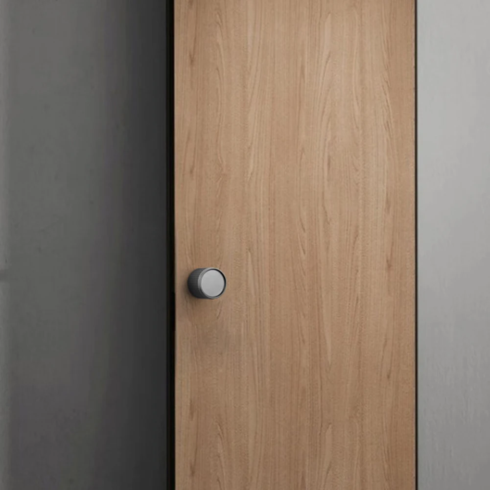 

Innovative Key Hole Design on This Practical Single Sided Interior Locks Great For Homeowners Seeking Style And Safety