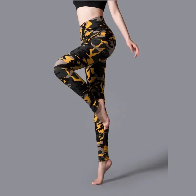 Mallas con estampado de leopardo para mujer, pantalones elásticos de entrenamiento con realce hasta el tobillo, tejido de poliéster, parte inferior