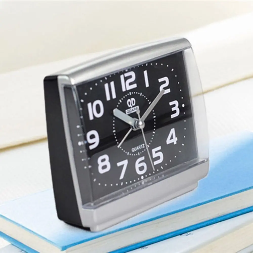 Old-fashioned Silent Square Digital Alarm Clock Simple Easy to Read Bedside Wake-up Clock Luminous Desk Mute Clock Children's