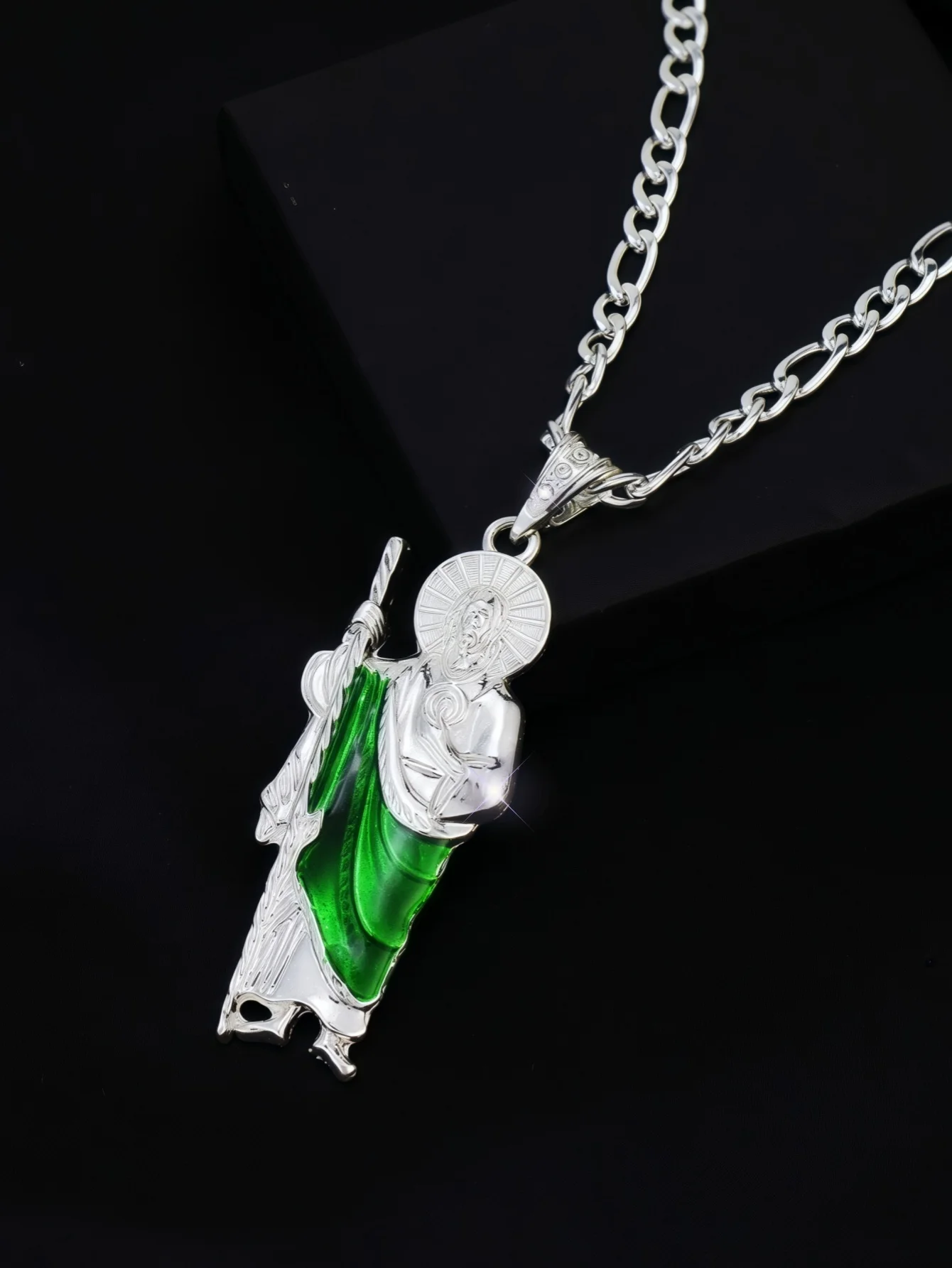 St. Jude Pendant Necklace for Men And Women Durable Eye-Catching Symbol of Faith Stylish San Judas Jewelry Perfect Holiday Gift
