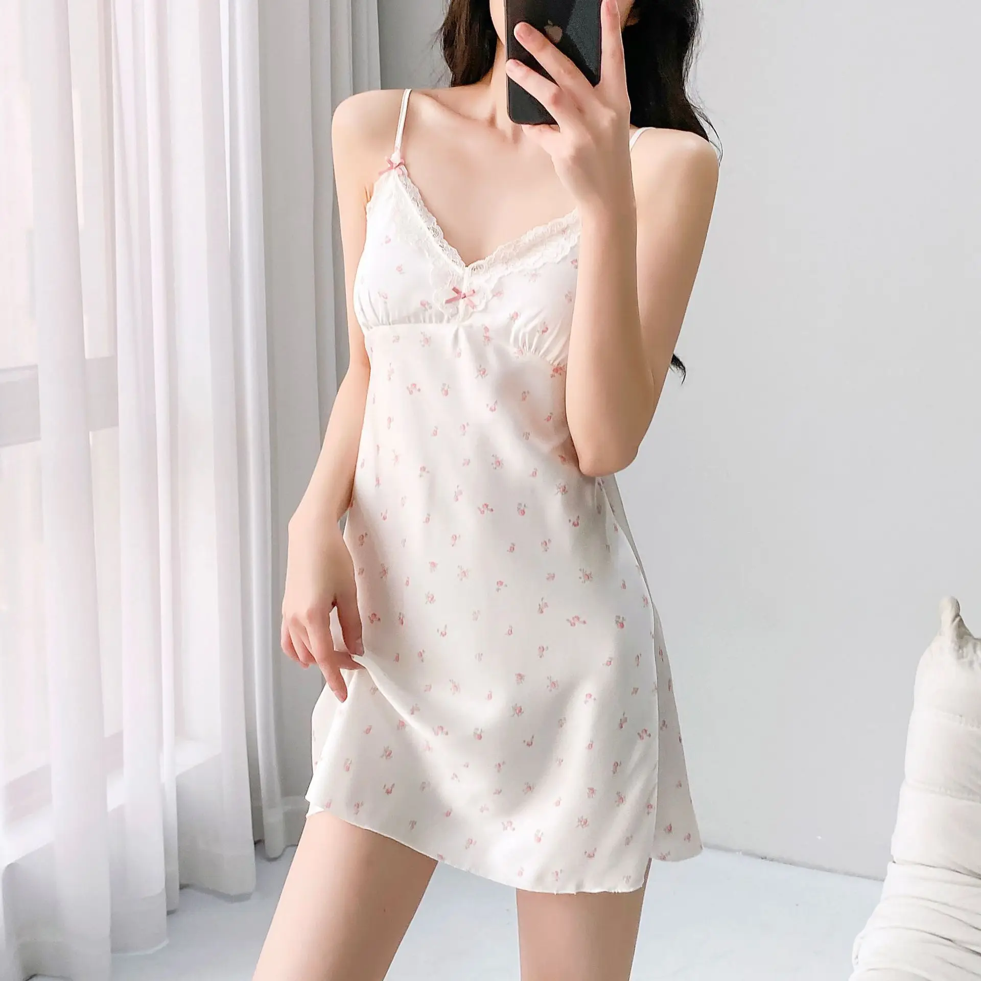

Сексуальная летняя ночная сорочка с открытой спиной, кружевное платье-халат из вискозы, женская ночная сорочка на тонких бретельках, нижнее белье