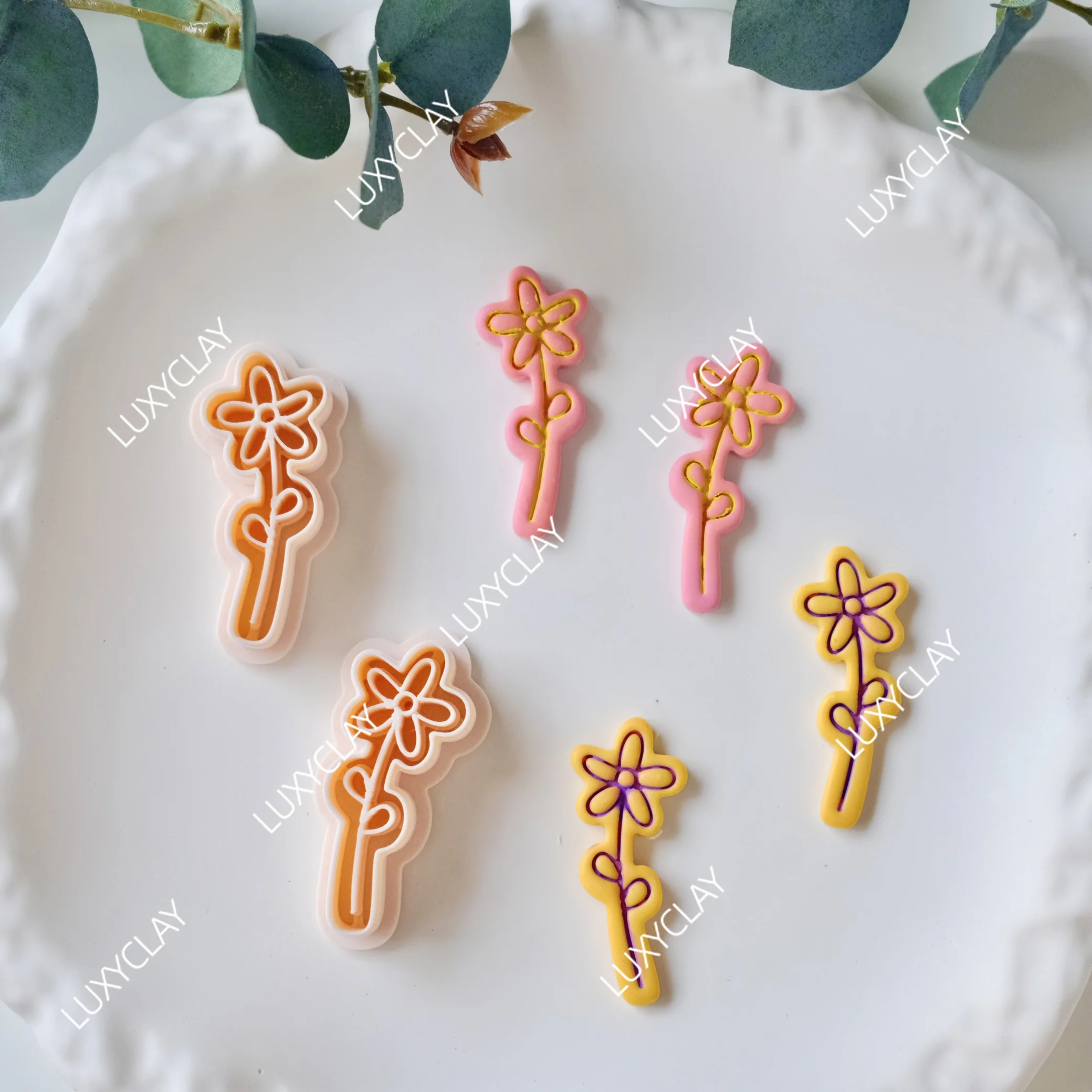 2pcs Daisy Bouquet Shape Polymer Clay Earring Cutters, Embossed Daisy Flower Clay Cutter Molds for Pendant Jewelry Making - view 6