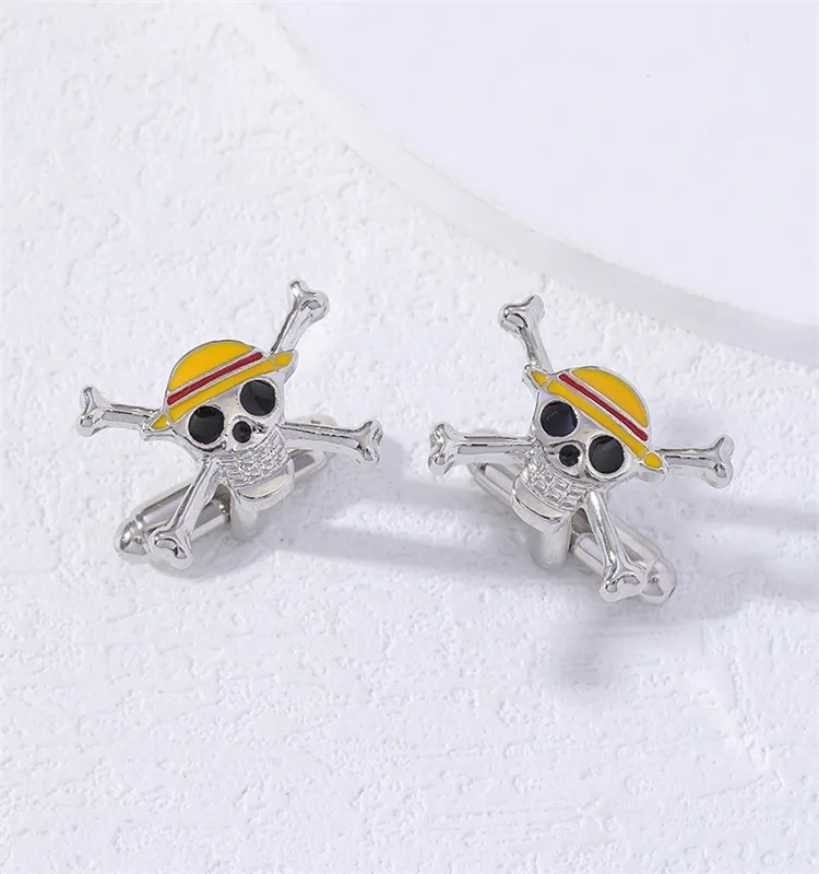 Fashion Classic Pirate King Cufflinks Hat Skull Head Men\'s Business Wedding Sleeve Studs Suit Shirt Accessories Gifts