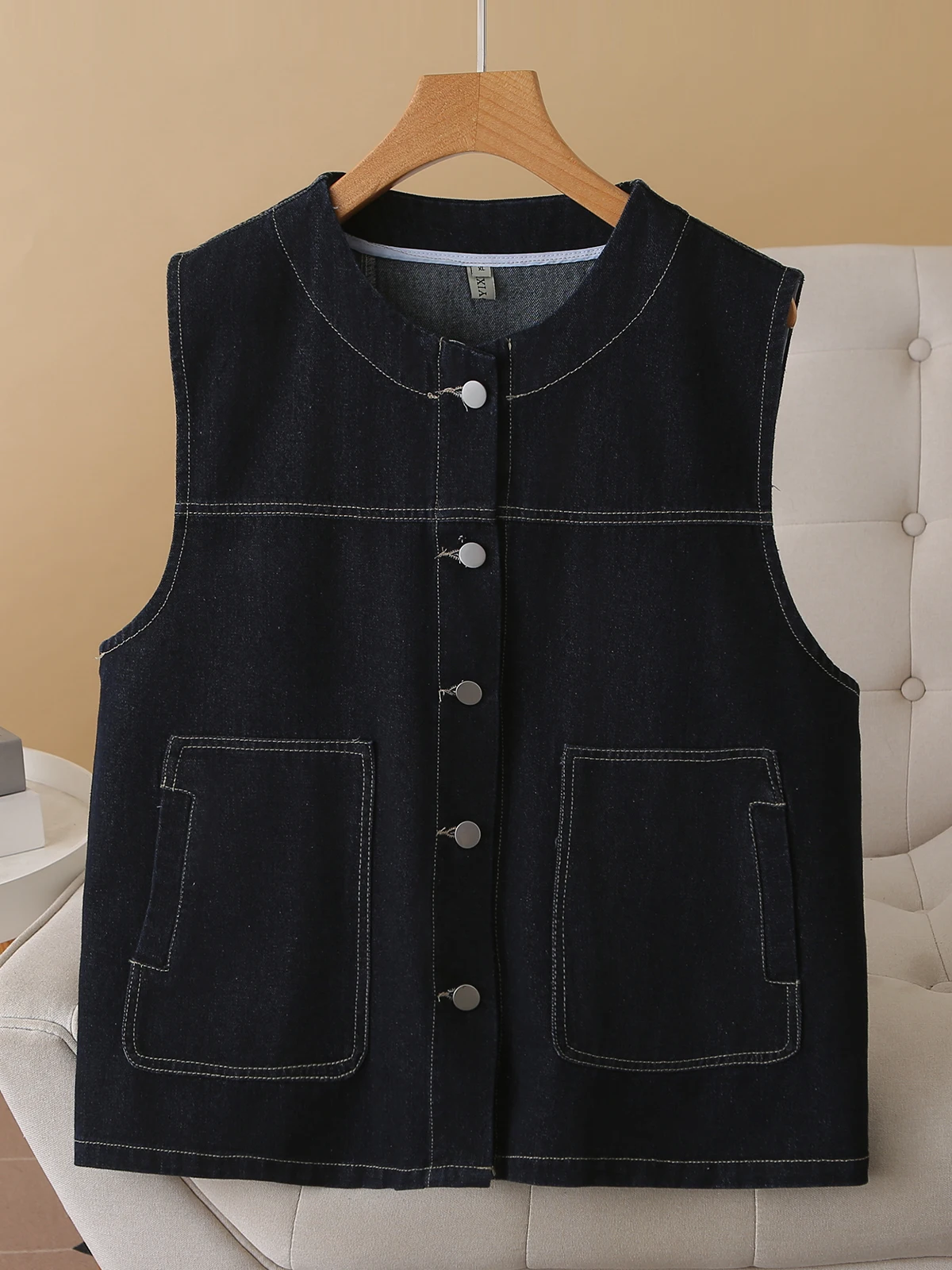 Fall 2025 plus Size Women's Retro Embroidered Line Denim Vest round Neck Layering Outerwear Design Sense Commute Style Vest