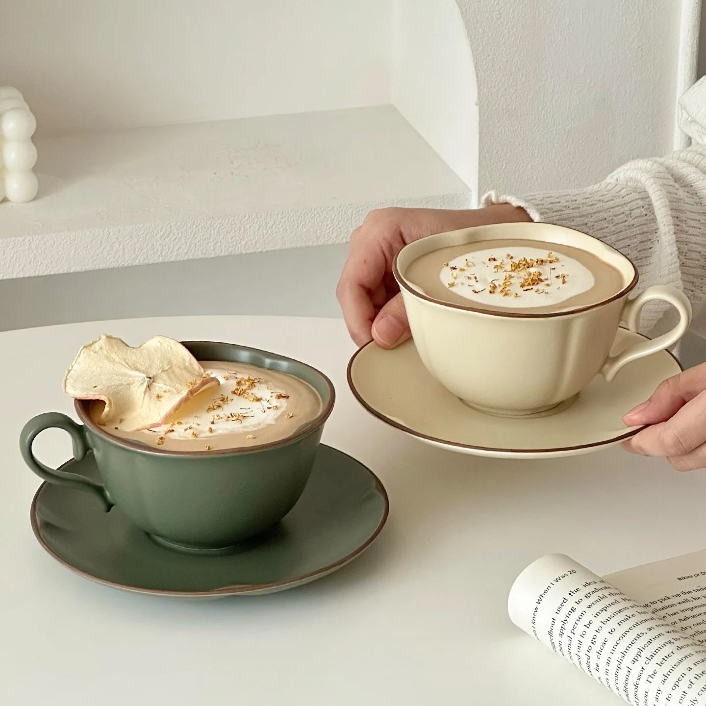 French Retro Ceramic Coffee Cup Set Fashion Underglaze Colour Contrasting Cup with Handle Household Versatile Round Dessert Disc