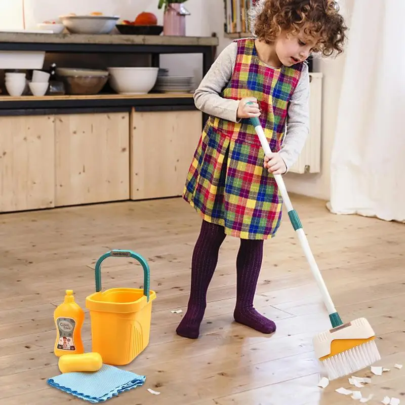 Kids Cleaning Toy Set 12pcs Detachable Pretend Home Cleaning Play Set Kids Chore Kit With Broom Dustpan Mop Brush Spray Bottle