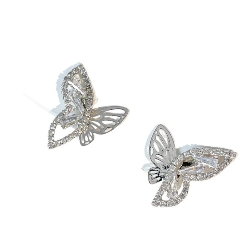 

Super fairy butterfly ear bone clip, light luxury cold wind simple and versatile temperament earrings