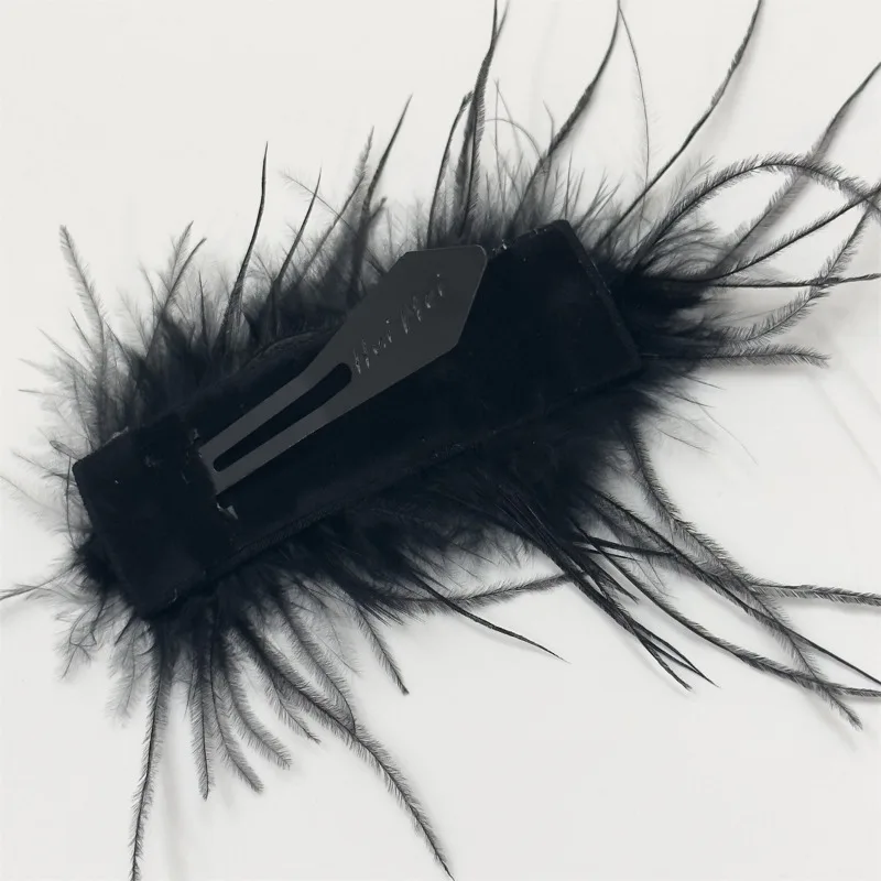 Gotische Feder-Haarspangen Y2K Punk Perlen-Seitenpony-Clips Cosplay Halloween Haaraccessoires – Detail 4