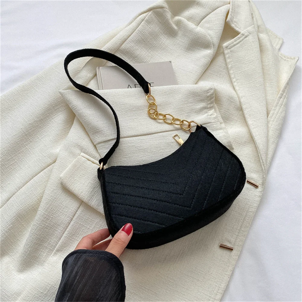 

Trendy Felt Shoulder Bags For Women Women'S Subaxillary Bag Design Advanced Texture Armpit Handbags Purses Crescent Saddle Bag