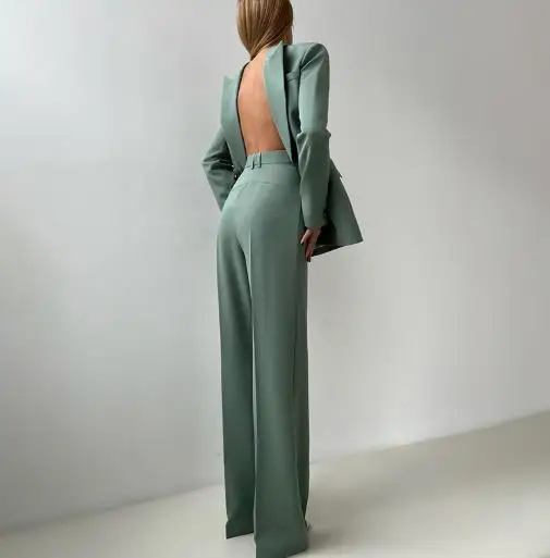 طقم سراويل أنيقة للنساء 2025 ربيع/صيف أحدث التنقل مزاجه متعدد الاستخدامات التخسيس بلون البدلة ثلاث قطع مجموعة