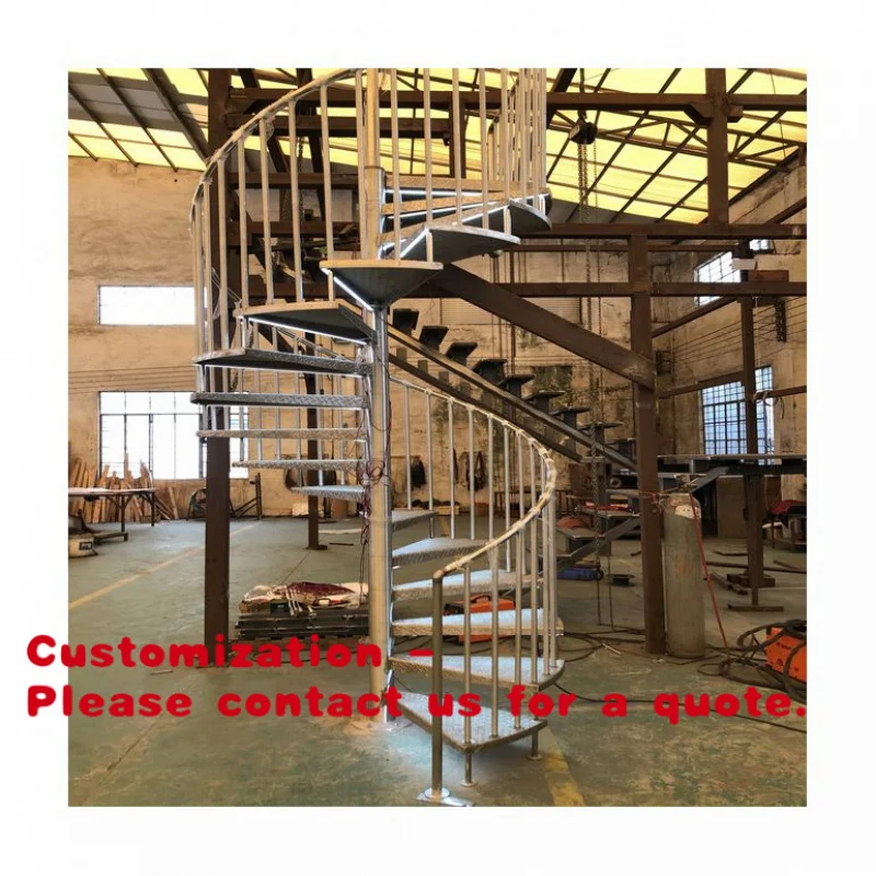 

Изготовление на заказ. Нескользящие металлические лестницы для внутреннего и наружного использования с безопасными сатинованными перилами из нержавеющей/углеродистой стали.