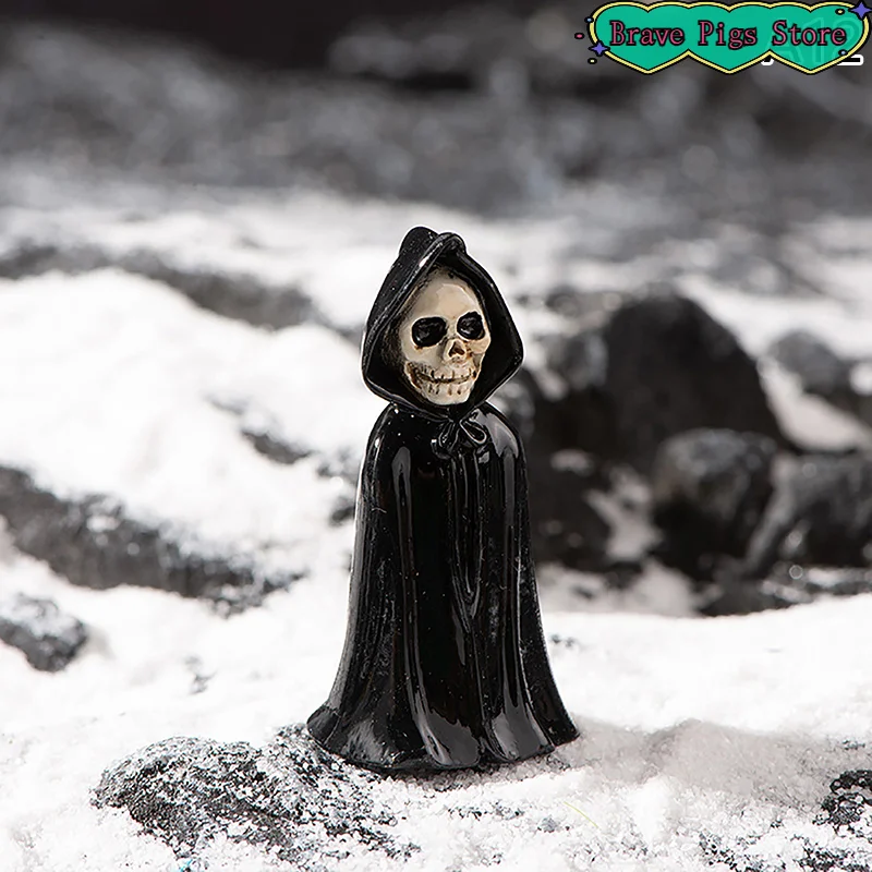 1Pcs Halloween Decorative Figurines Micro Resin Ornaments Ghost Skull Tombstone Miniature Halloween Home Table Flower Pot Decor