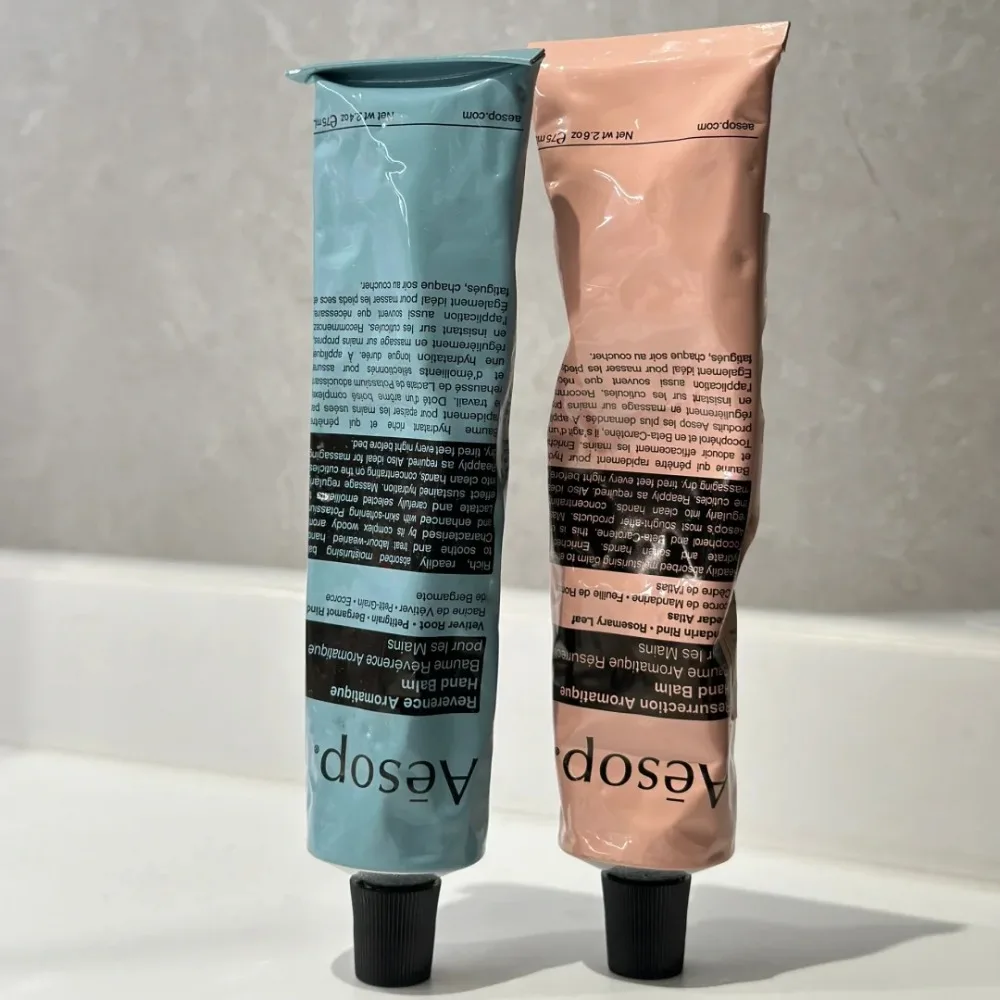 ايسوب كريم اليد القيامة رائحة كلاسيكية عطرية مع الحمضيات وملاحظات خشبية مغذية مكثفة للأيدي الجافة غير دهنية