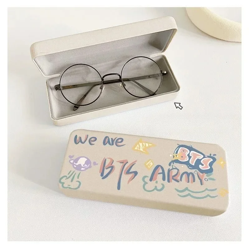 

Cartoon New BT21 Hard Glasses Case Minimalist Portable Myopia Glasses Sunglasses Eyeglasses Box Gift