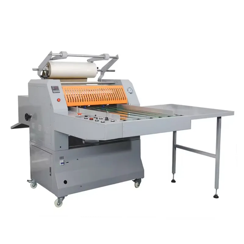 720Z Hydraulic Roll Laminating Machine Automatic Laminator With Auto Separate Function