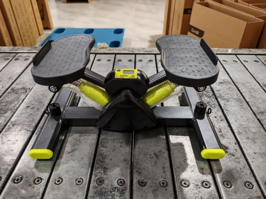 آلة تسلق اللياقة البدنية LCD المعدنية للاستخدام المنزلي - ستيبر صغير لالتواء وتخسيس القلب وتتسابق التقدم