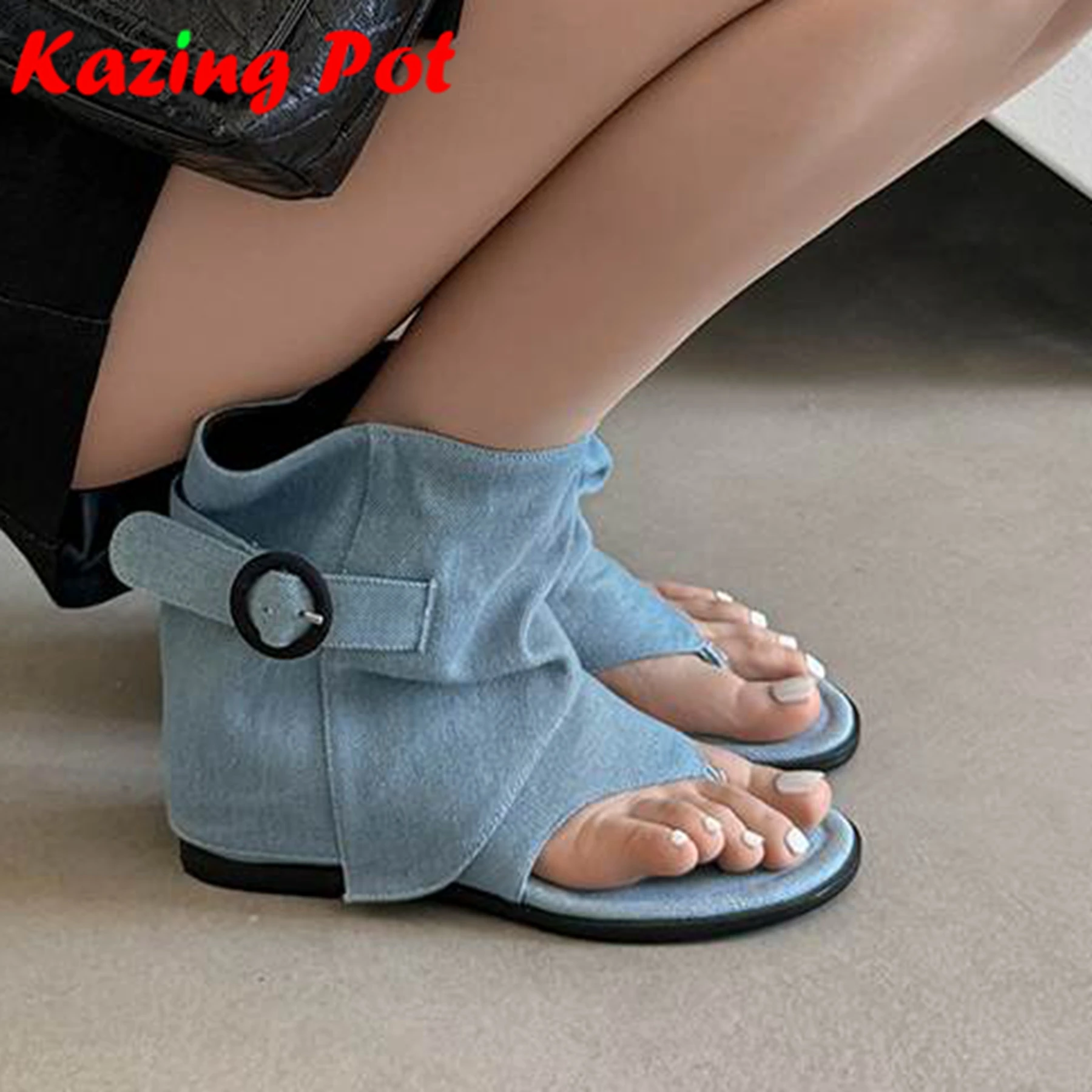 

Krazing Pot Ins, джинсовые элегантные летние туфли на среднем каблуке с открытым носком, модель с круглой пряжкой, подиумные шоу, роскошные современные женские сандалии для свиданий