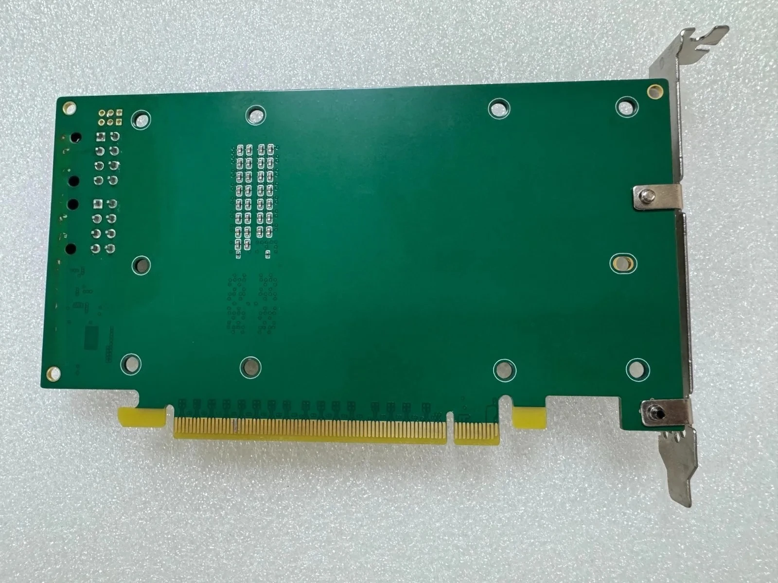 TeslaV100 16GB 32GB GPU SXM2+GPU SXM2 PCIE Adapter Card Circuit Board Accessories