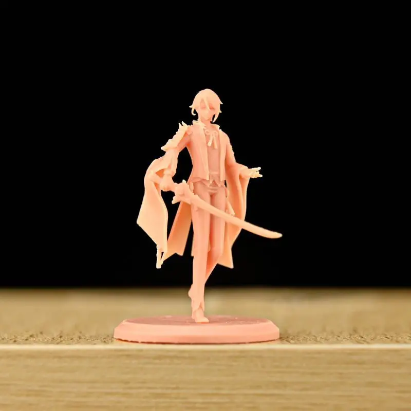 

Миниатюрная фигурка женщины в стоячей позе, масштаб 1:64, готовая раскрашенная кукла