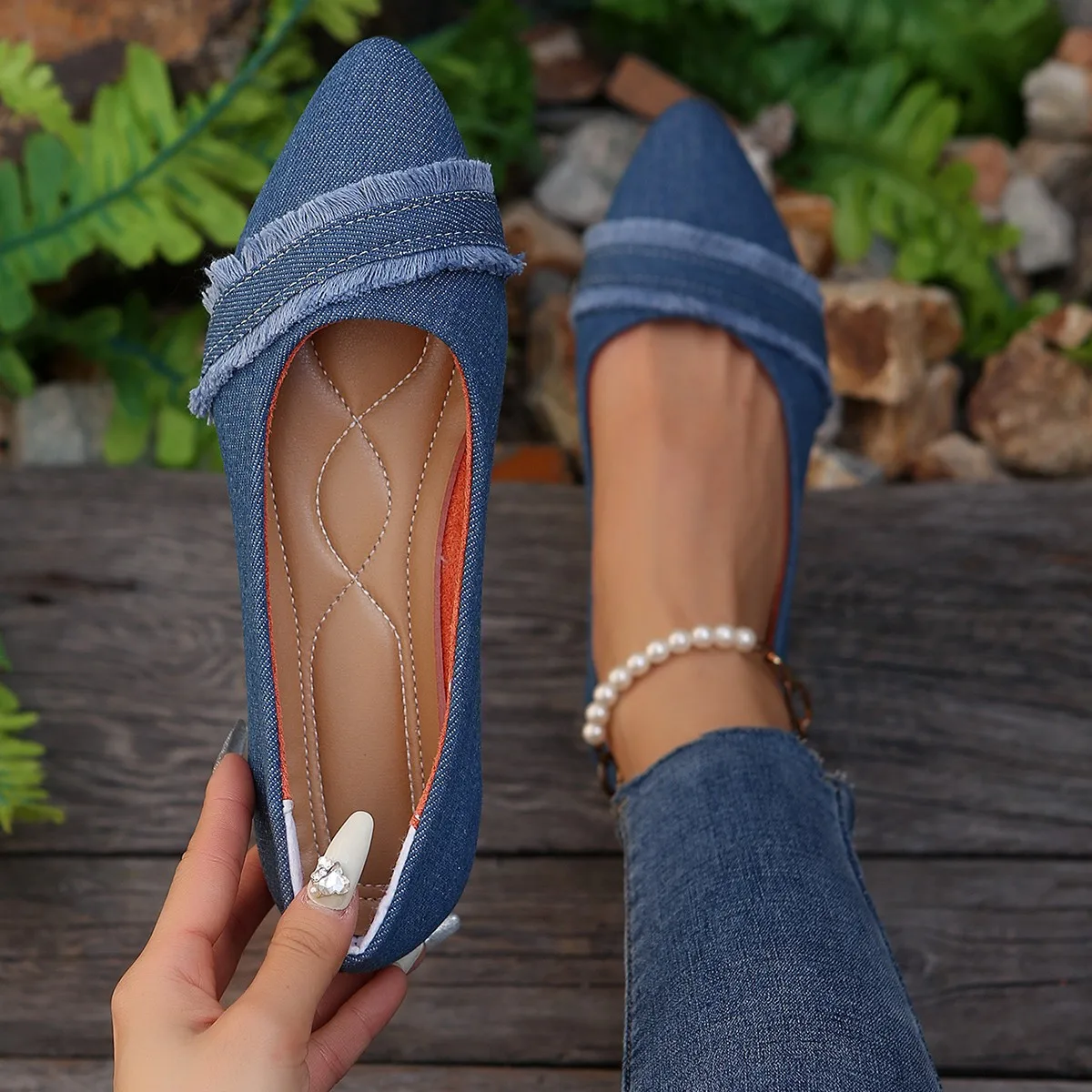 

Women's Loafers Luxury Elegant Casual for Women Summer 2025 Comfortable Flat Canvas Barefoot Outdoor Flat Pointed Toe Shoes