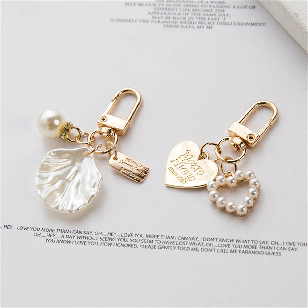 Pearl Shell Heart Letter Keychain For Women Girls Car Bag Key Chains Cute Gold Color Key Rings Jewelry Key Accessories