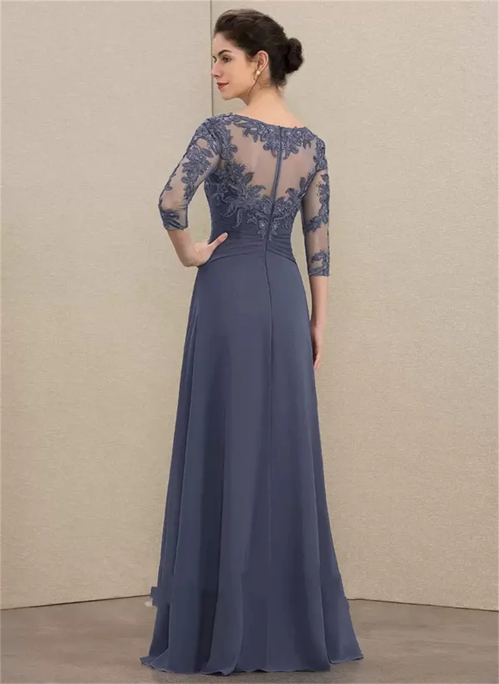 Customized Elegant Navy Blue A-Line Scoop Neck Floor-Length Chiffon Mother of the Bride Dress With Cascading Ruffles Prom Gown