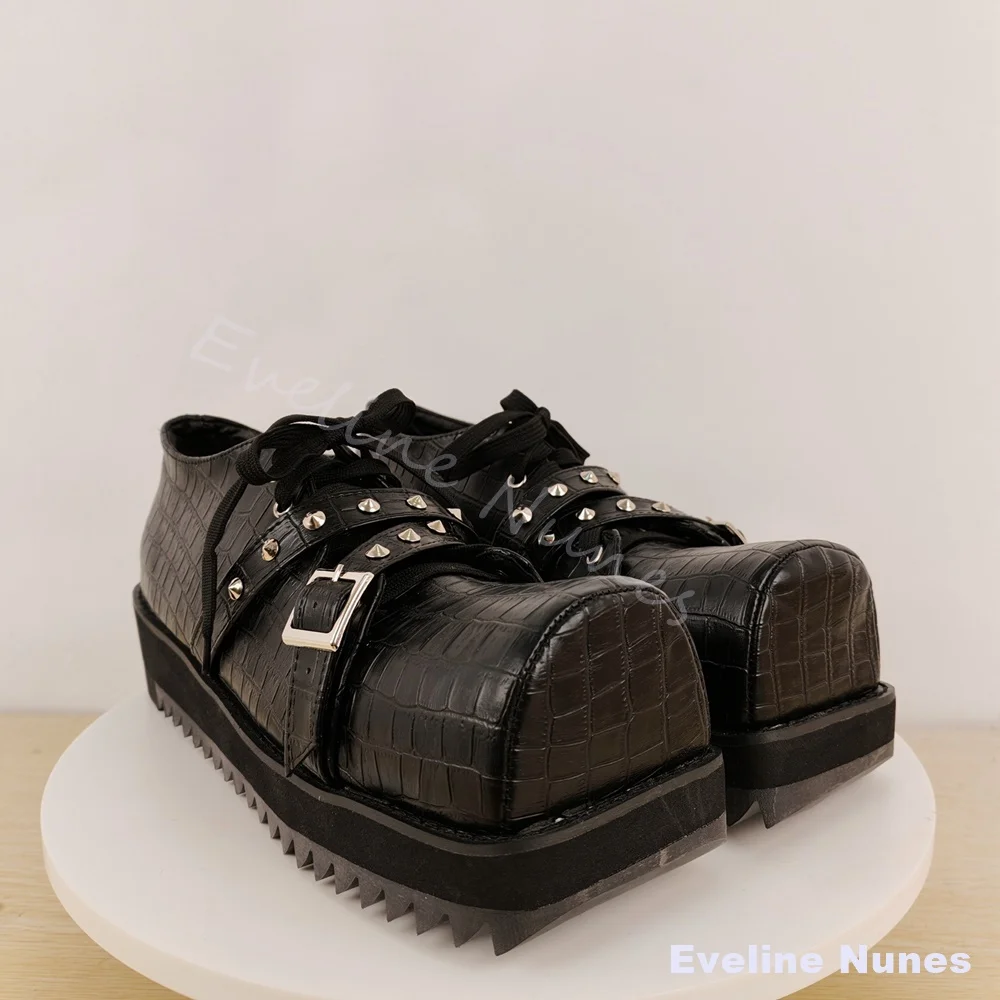 Black Crocodile Embossed Punk Platform Oxford Shoes Women Square Toe Lace‑Up Rivet Low‑Top Shoes 2026 Gothic Punk Casual Shoes