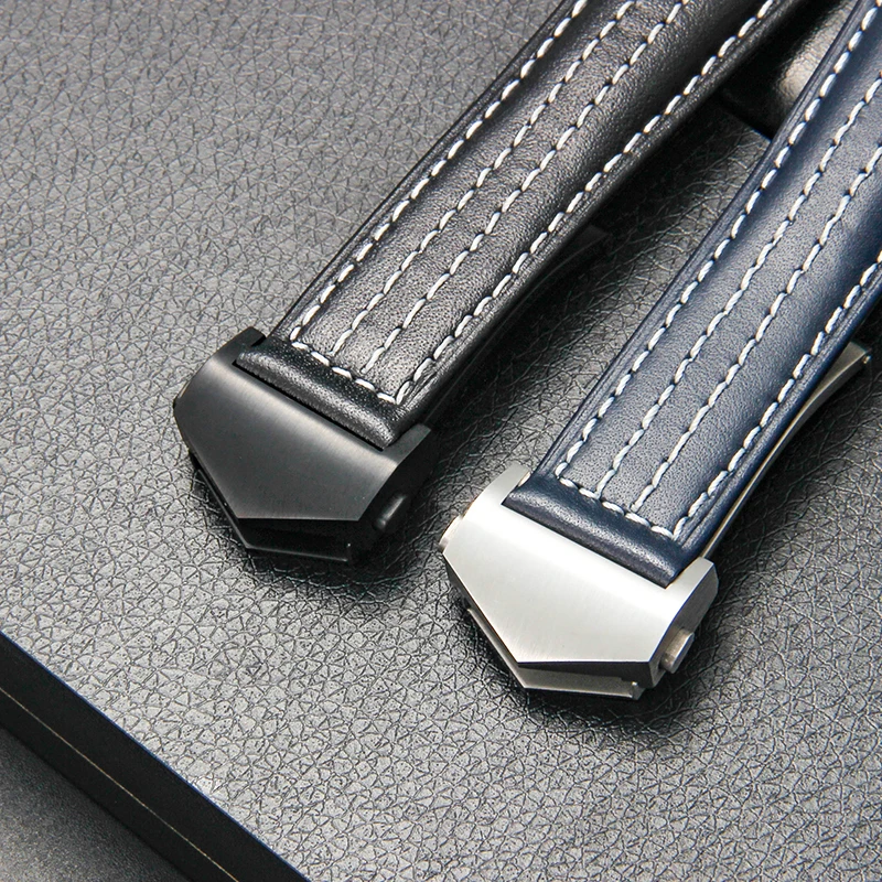 حزام ساعة من جلد البقر الأصلي عالي الجودة لسلسلة تاغ هوير ناعم ومريح مقاوم للماء مقاس 22 ملم باللون الأسود والأزرق