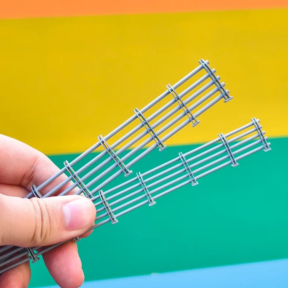 รั้วกั้นทางหลวงแบบโลหะขนาดเล็ก สำหรับโมเดล 1/64 1/87 Ho งาน DIY ทำโมเดล/ภูมิทัศน์ทราย/ไดโอรามา 1 ชิ้น