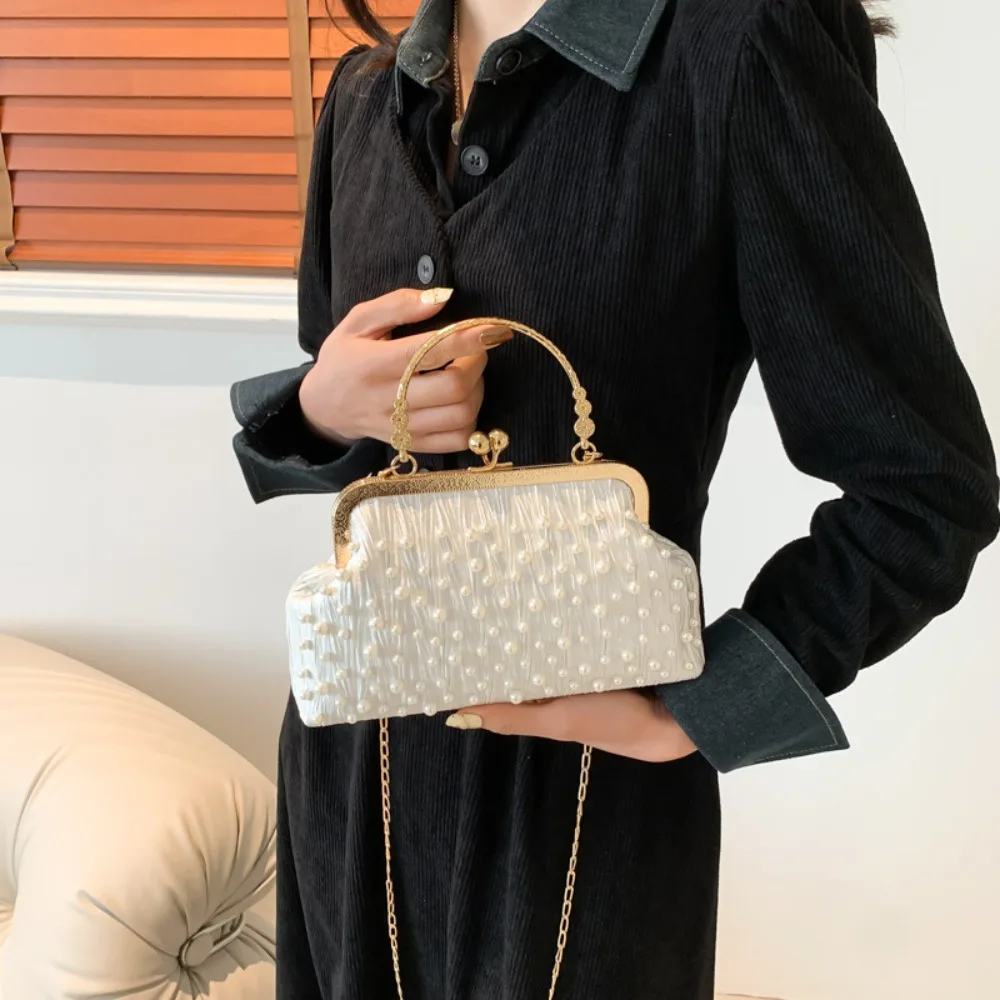 Artificial Pearl Diamond Inlaid Shoulder Bag Metal Chain Messenger Bag Lady Banquet Shell Bag Fashion Evening Handbag