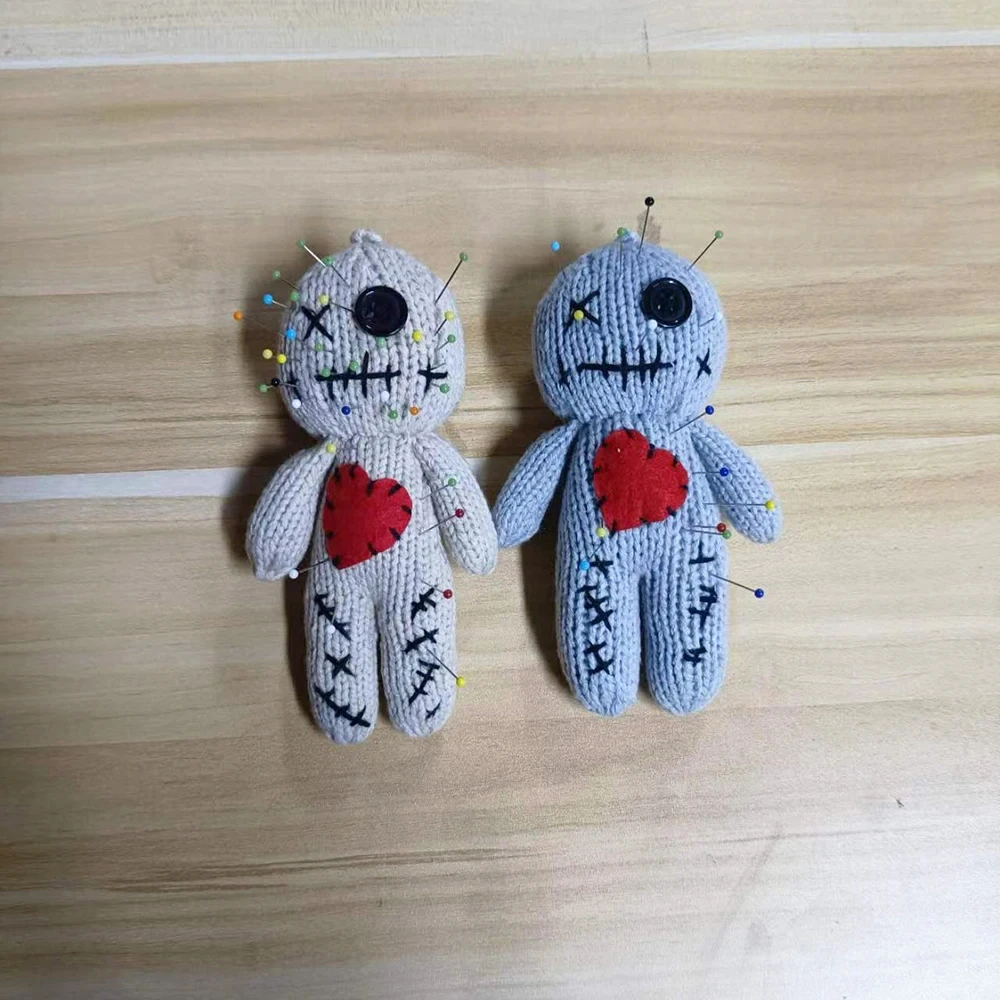 Creepy Voodoo Doll with 50pcs Pins Scray Voodoo Dolls Majic DIY Halloween Scary Ghost Plush Pin Horror Unique Funny Props