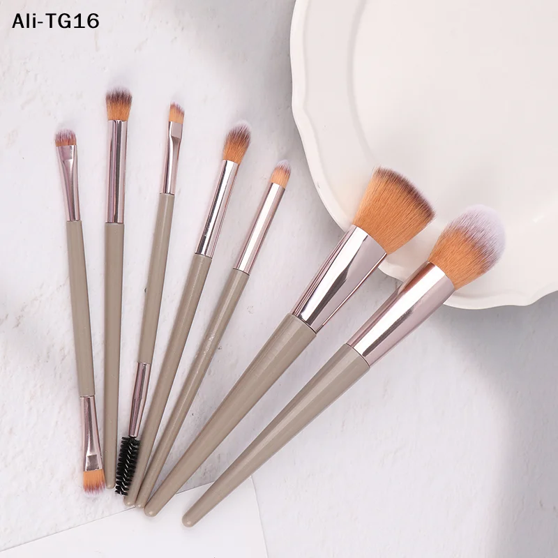 7-teiliges Make-up-Pinsel-Set für Gesicht und Augen, Make-up-Pinsel für Wimpern, Lidschatten, Augenbrauen, Eyeliner, Foundation, Puder, Rouge, Highlighter, Lippen.