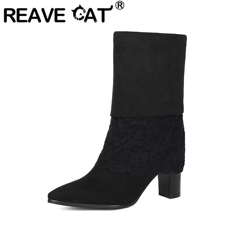 Botas de media caña para mujer REAVE CAT, con punta afilada, tacón de 8 cm, diseño sin cordones, de ante y anteado, disponibles en tallas grandes 41, 42 y 43, en color negro y beige, ideales para el invierno.