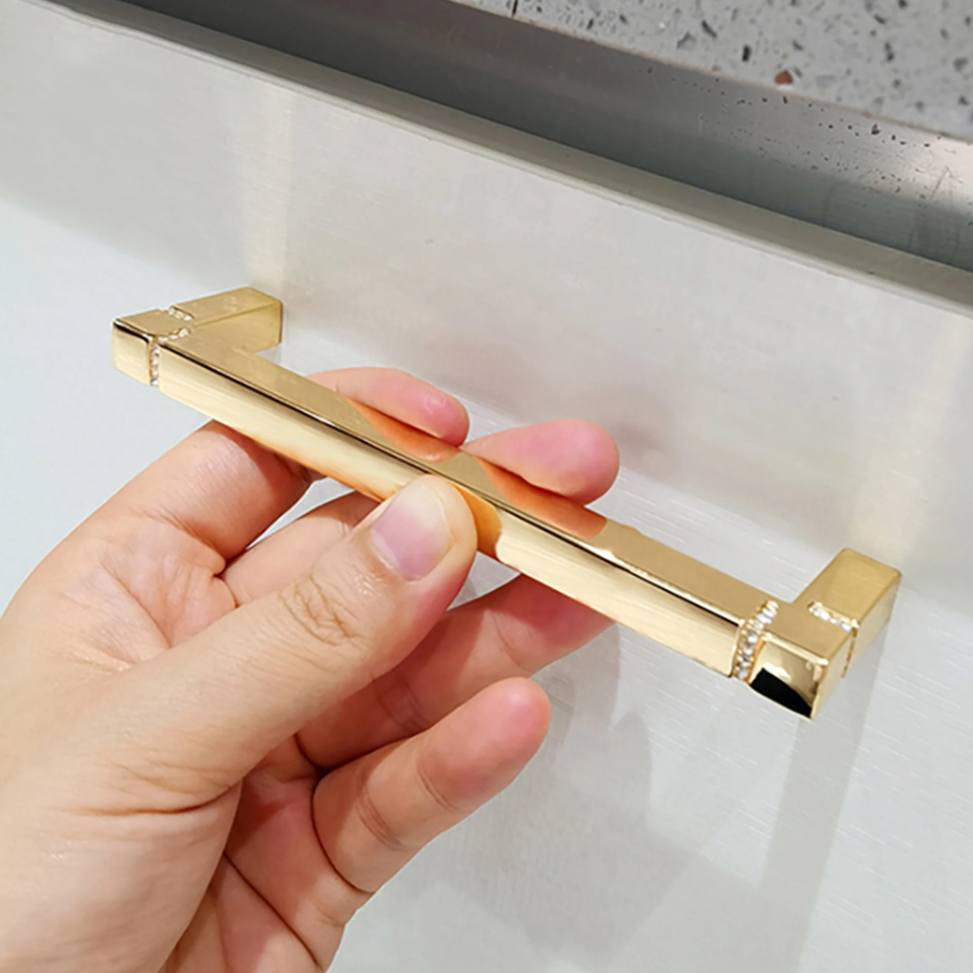 MFYS Shiny Gold Furniture Handles Zinc Alloy and Crystal Kitchen Cabinet Handle Light Luxury T Bar Cupboard Door Knobs Hardware