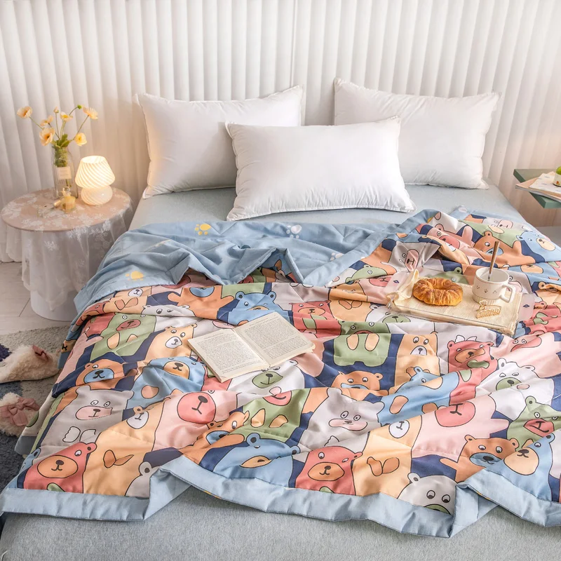 Funny Cartoon Bear Quilt Cotton Summer Air Conditioning Quilted Quilt Soft Skin-friendly Breathable Multifunction Thin Blanket